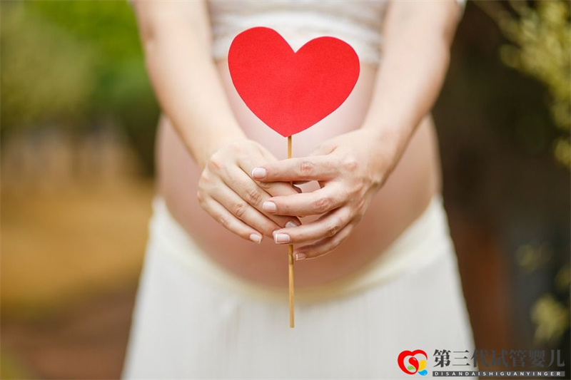 暗访国内私立供卵试管助孕机构,揭开咨询代孕地下产业的不法内幕(图1) 暗访国内私立供卵试管助孕机构,揭开咨询代孕地下产业的不法内幕(图1)
