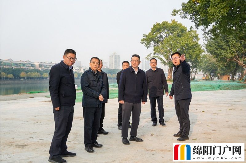 李云开展食品安全包保督导、巡河、巡田等工作